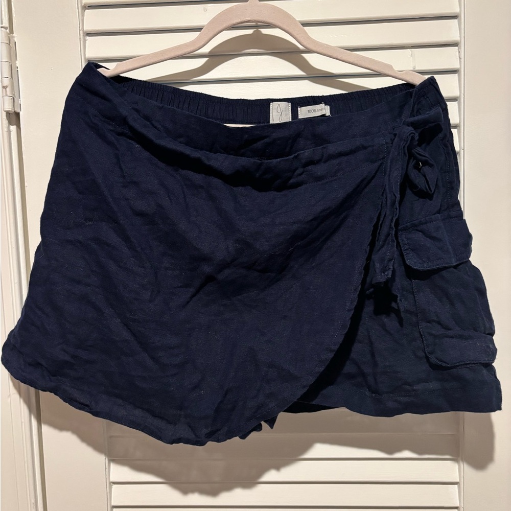 Joie Navy Wrap Skort with Side Tie
22-03